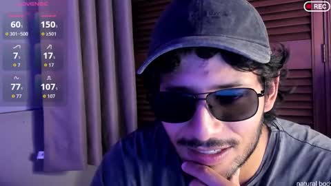 nicolasrodrii online show from 10.23.25