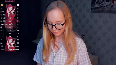 Nicoletta online show from 10.11.25