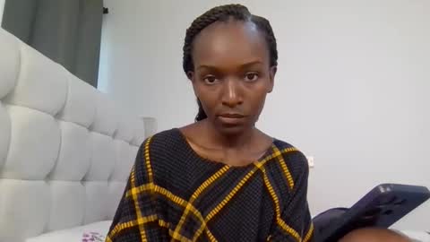 Snapshot of nicole161117 chatting on 11.20.25 nicole161117 online show from 11.20.25