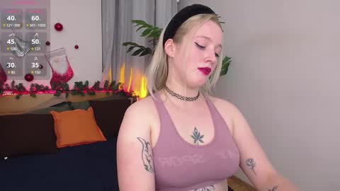 Nicole online show from 01.04.25