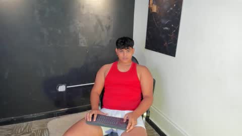 Snapshot of nicole_and_thiago1 chatting on 02.21.26 nicole_and_thiago1 online show from 02.21.26