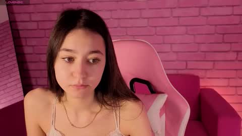 Nicole online show from 02.05.26