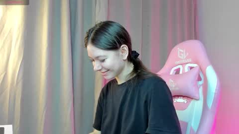 GMT7TueWedThSu 0300am-0900am. Sa 1000am-0400pm online show from 03.01.25