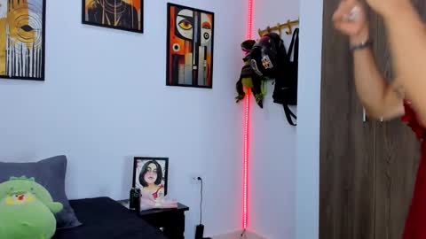 Snapshot of nicole_duran3095 chatting on 03.05.25 Nick online show from 03.05.25