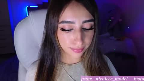 Nicole online show from 11.18.25