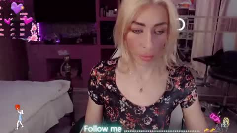 Snapshot of nicole_g0ld_ chatting on 07.19.26 Nicole online show from 07.19.26