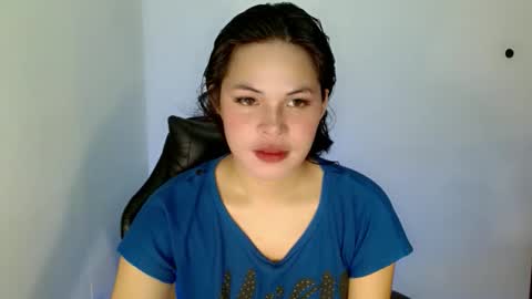 nicole_kiss01 online show from 10.22.25