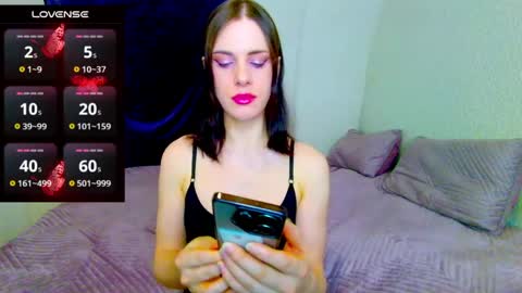 Nicole online show from 04.14.26