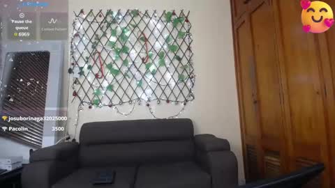 Nicole Santana online show from 01.07.25