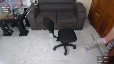 Nicole Santana online show from 01.11.25