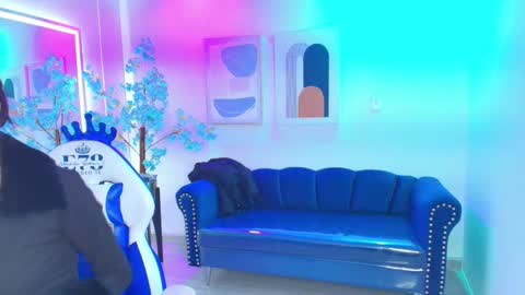 Nicolle online show from 01.16.26