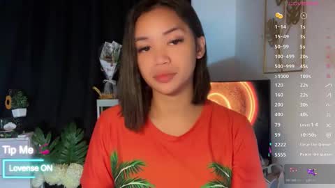 Snapshot of nicolecellini chatting on 02.23.26 NICOLE online show from 02.23.26