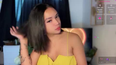 Snapshot of nicolecellini chatting on 02.26.26 NICOLE online show from 02.26.26