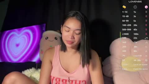 Snapshot of nicolecellini chatting on 04.05.26 NICOLE online show from 04.05.26