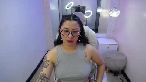 nicolee_8 online show from 09.20.25