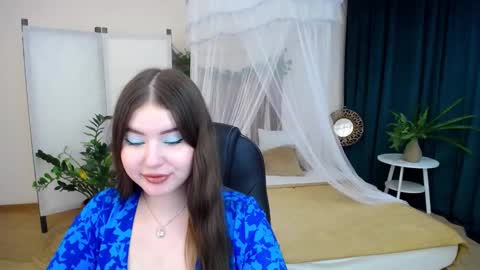 Snapshot of nicolefoxery chatting on 12.04.24 nicolefoxery online show from 12.04.24