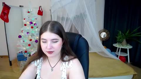 Snapshot of nicolefoxery chatting on 01.15.25 nicolefoxery online show from 01.15.25
