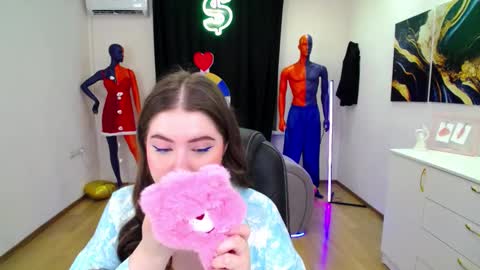 Snapshot of nicolefoxery chatting on 03.05.25 nicolefoxery online show from 03.05.25