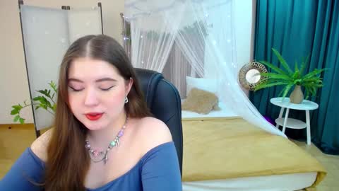 Snapshot of nicolefoxery chatting on 03.11.25 nicolefoxery online show from 03.11.25