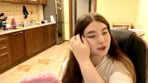 Snapshot of nicolefoxery chatting on 09.25.25 nicolefoxery online show from 09.25.25