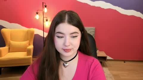 Snapshot of nicolefoxery chatting on 10.08.25 nicolefoxery online show from 10.08.25