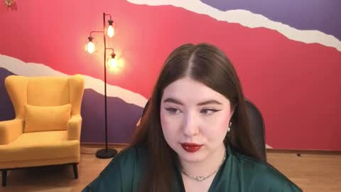 Snapshot of nicolefoxery chatting on 10.11.25 nicolefoxery online show from 10.11.25