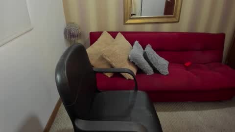 Nicolettcolin  online show from 02.02.26