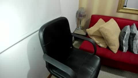 Nicolettcolin  online show from 07.06.26