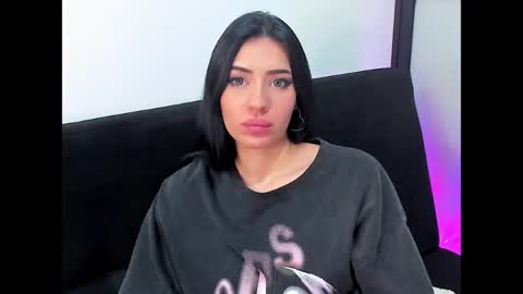 Nico online show from 04.21.26