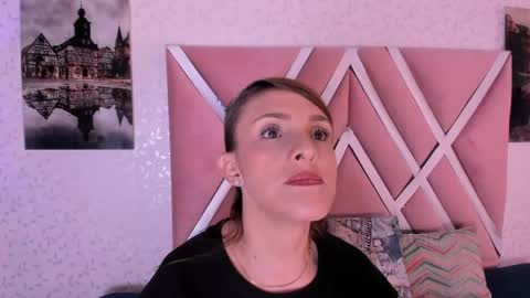 Snapshot of nicoll_89 chatting on 04.24.26 nicoll_89 online show from 04.24.26