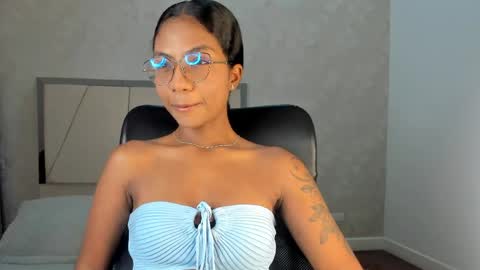 Nicol  online show from 04.08.26