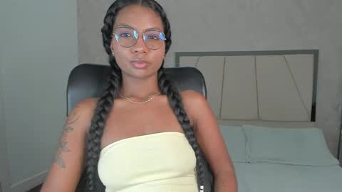 Nicol  online show from 04.11.26