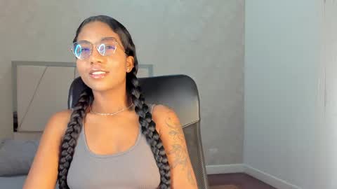 Nicol  online show from 04.14.26