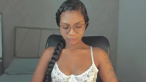 Nicol  online show from 04.16.26