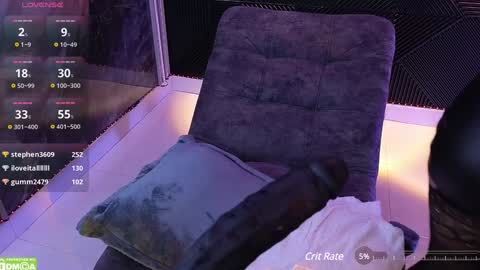 Snapshot of nicollbashel chatting on 12.12.24 Nicoll  Independent model online show from 12.12.24