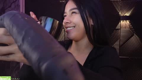 Snapshot of nicollbashel chatting on 12.17.24 Nicoll  Independent model online show from 12.17.24