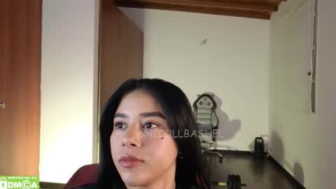 Nicoll  Independent model online show from 10.29.25