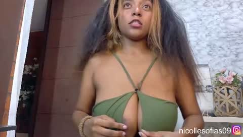 nicolle4 online show from 06.20.26