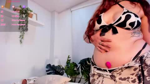 Snapshot of nicolle_evanss_ chatting on 06.04.26 nicolle_evanss_ online show from 06.04.26