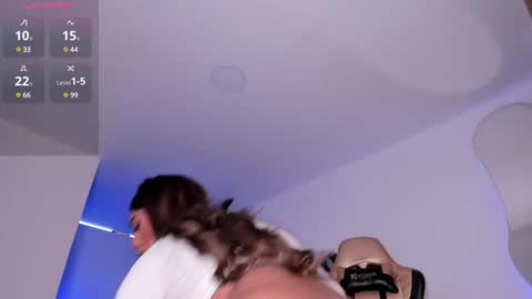   facebook nicolle delgado online show from 03.12.25