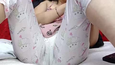 Snapshot of nicolleowens chatting on 01.13.26 NICOLLE online show from 01.13.26