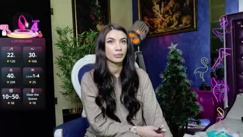 Nicolle online show from 12.18.25