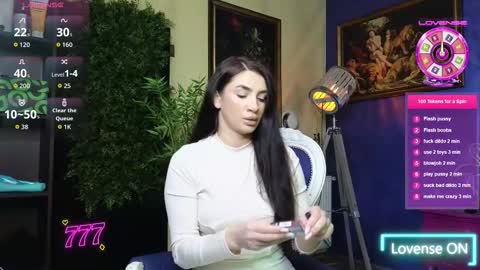 Nicolle online show from 02.03.26