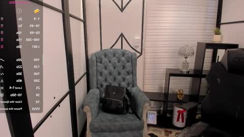 NicolRoss online show from 11.25.25