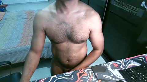 night_rider09711 online show from 02.19.25