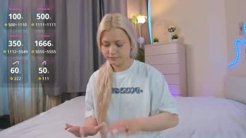 Hannah help me get 50 thumbs up online show from 07.03.26