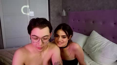 Snapshot of nightfloat chatting on 03.03.25 Daisy nd Tyler 3 online show from 03.03.25