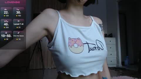 Niia online show from 12.17.24