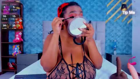 Snapshot of niiamoore_ chatting on 02.05.26 NiiaMoore online show from 02.05.26