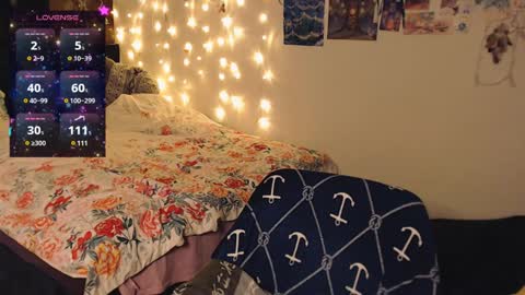 Snapshot of nika_fuchs chatting on 12.21.24 Nika online show from 12.21.24